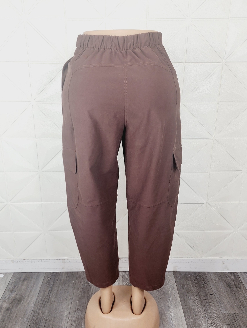 Lululemon Women’s 29 Light Utilitech Cargo Pocket HR Pant Espresso Brown - Picture 5 of 6